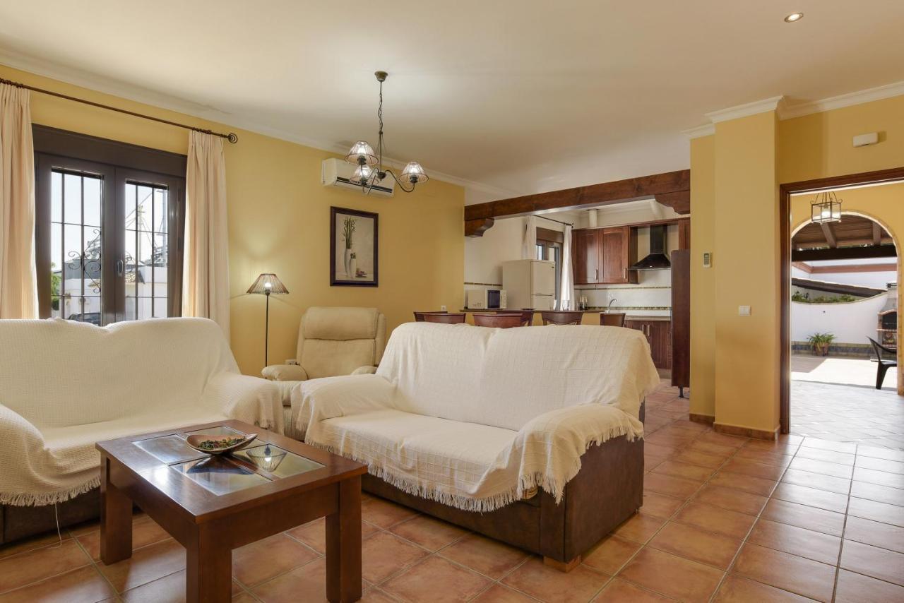 Villa Fuentes Solo Familias Conil De La Frontera Esterno foto